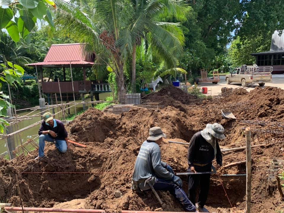 ทำบุญสร้างฐานและพระสิวลี  วัดเทศาวาส เพชรบูรณ์ 2.jpg