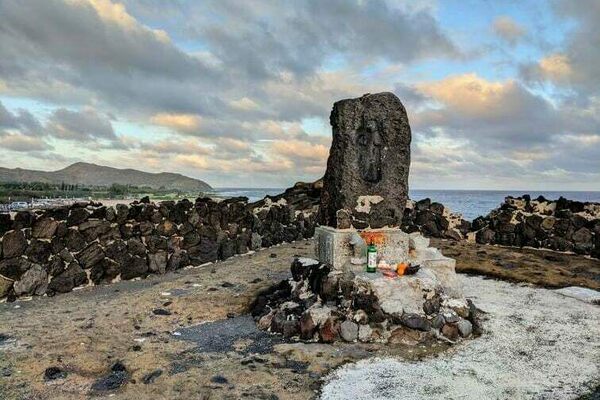 japanese-fishing-shrine-umi-mamori-jizo-honolulu-hawaii-atlas-obscura-1.jpg